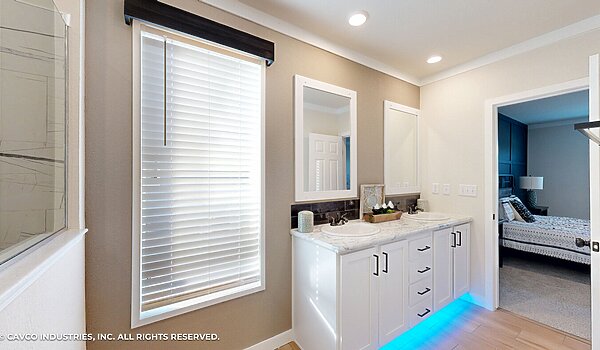 Cimarron / Cimarron 32563A Interior 127168