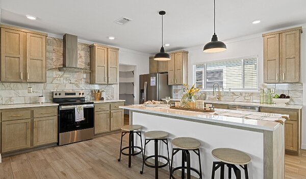 Luxe Haven / The Luxe Haven III 320FT32764A Kitchen 139765