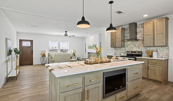 Luxe Haven / The Luxe Haven III 320FT32764A Kitchen 139768