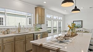 Luxe Haven / The Luxe Haven III 320FT32764A Kitchen 139770