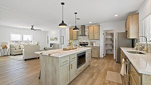 Luxe Haven / The Luxe Haven 320FT32724A Kitchen 139789