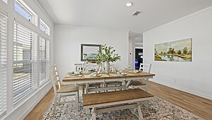 Luxe Haven / The Luxe Haven 320FT32724A Interior 139797
