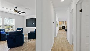 Luxe Haven / The Luxe Haven 320FT32724A Interior 139803