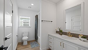 Luxe Haven / The Luxe Haven 320FT32724A Bathroom 139819