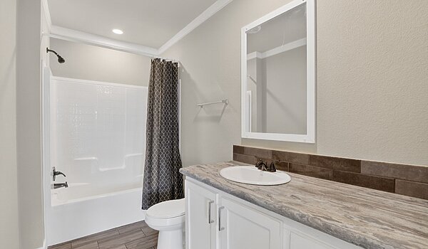 Sundance / The Sundance II 320FT32684A Bathroom 139946