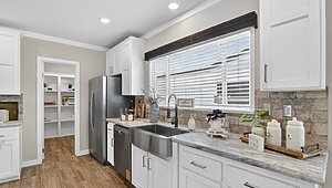 Sundance / The Sundance IV 320FT32765A Kitchen 139979