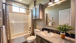 5000 Series / The Timber Ridge Elite 42684A Bathroom 118683