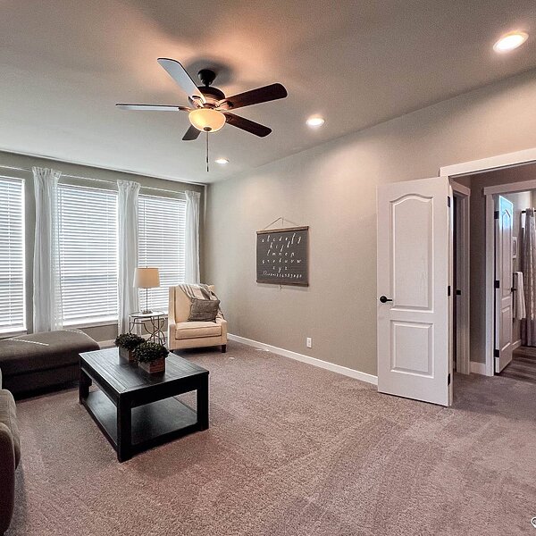 5000 Series / The Timber Ridge Elite 42684A Interior 118674