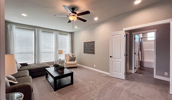 5000 Series / The Timber Ridge Elite 42684A Interior 118674