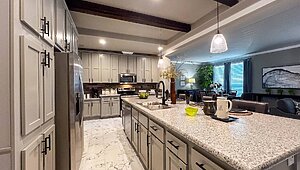 5000 Series / The Timber Ridge Elite 42684A Kitchen 118669