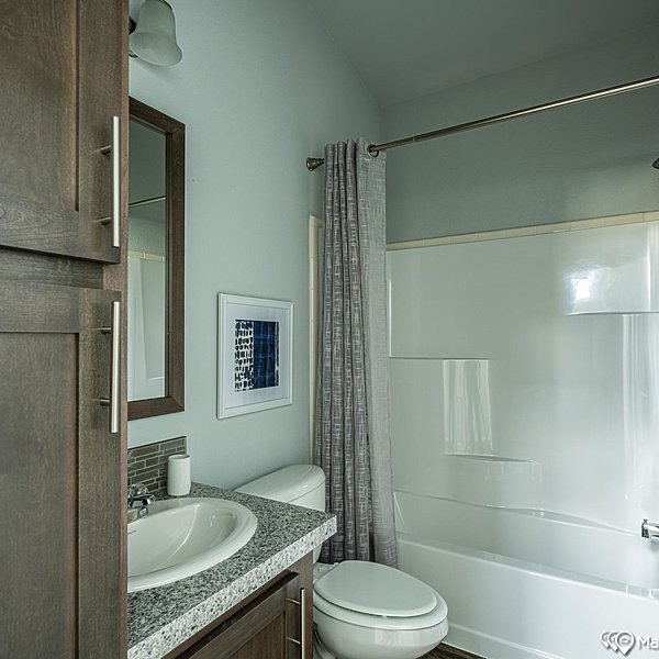 Palm Harbor / The Loft HD1576 Bathroom 43591