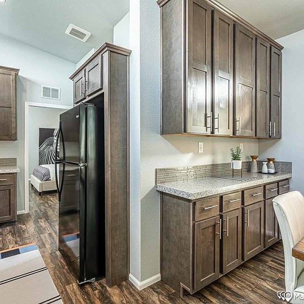 Palm Harbor / The Loft HD1576 Kitchen 43581