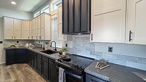 Palm Harbor / The Loft HD1576 Kitchen 118690