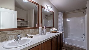 400 Series / The River Front 28523A Bathroom 43896