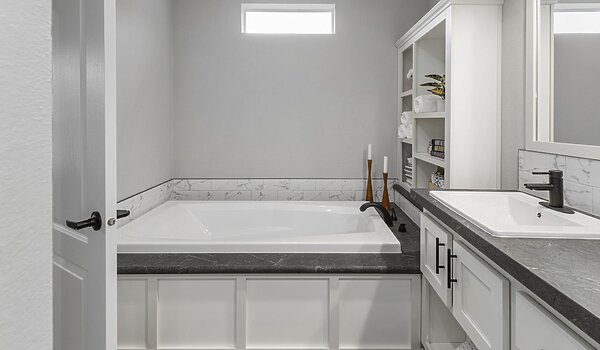 American Dream Series / The Mt. Anderson 4P360F5 Interior 125275