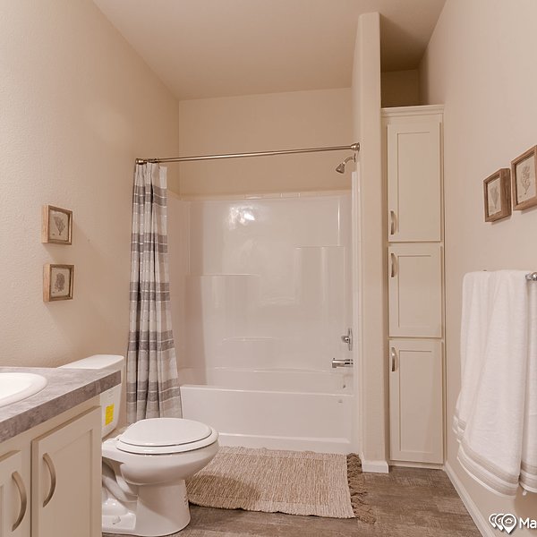 Palm Harbor / The Seavannah HD30763H Bathroom 51977