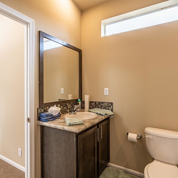 Palm Harbor / The American Freedom 14562A Bathroom 55828