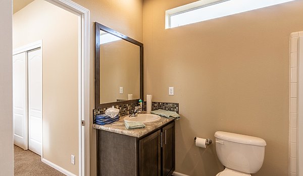 Palm Harbor / The American Freedom 14562A Bathroom 55828