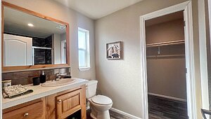 Siskiyou Series / Brook SI24362A Bathroom 103665