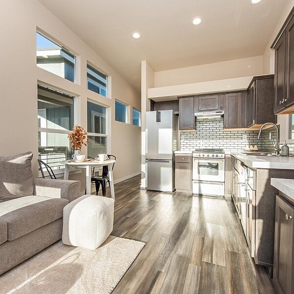 American Freedom Series / The Keystone AF14361K Interior 122927