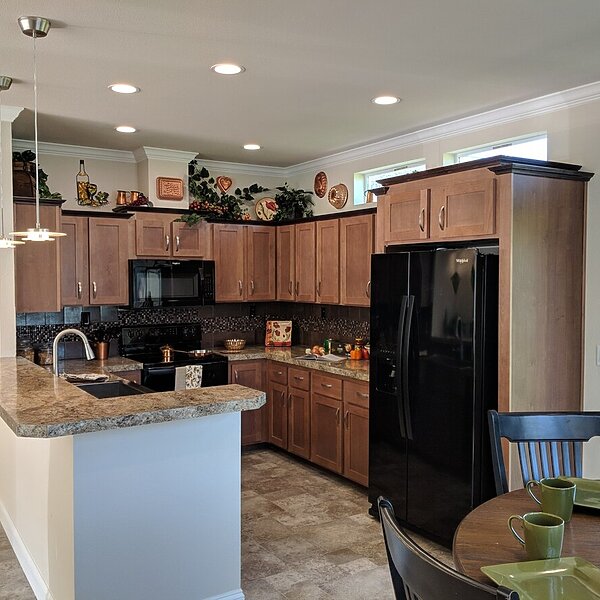 American Dream Series / Lakeport 28523L Kitchen 115929