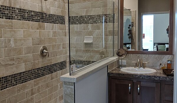 American Dream Series / Lakeport 28523L Bathroom 115933