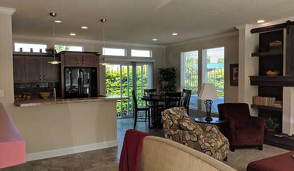 American Dream Series / Lakeport 28523L Interior 115932