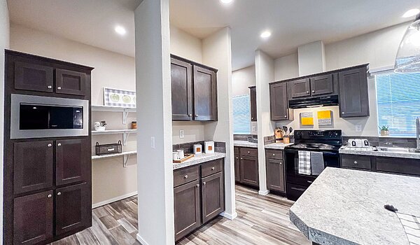 400 Series / The Canyon 4G27523C Kitchen 118736