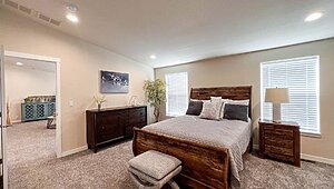 5000 Series / Yellowstone 42644A Bedroom 121061