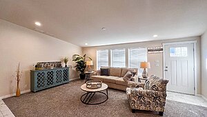 5000 Series / Yellowstone 42644A Interior 121058