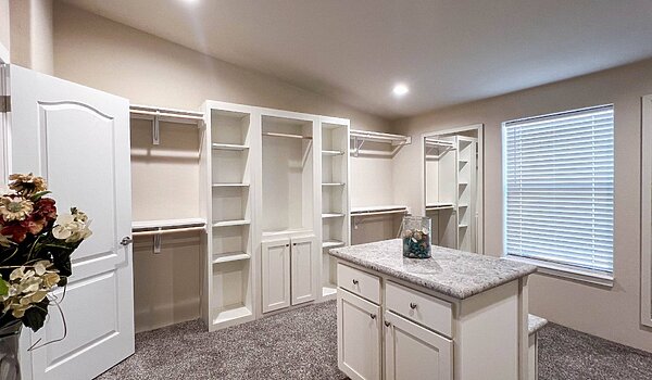 5000 Series / Yellowstone 42644A Utility 121069