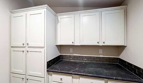 5000 Series / Yellowstone 42644A Utility 121071