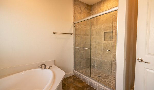 Amber Cove / 4607CTC Custom Bathroom 15900