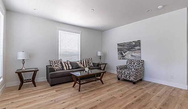 The Victory / M201J Interior 114609