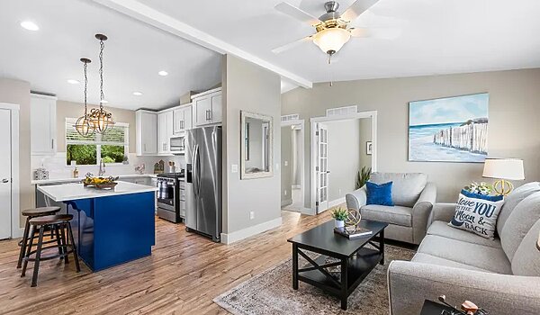 Amber Cove / K610J Interior 120584