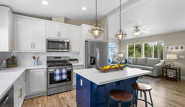 Amber Cove / K610J Interior 120586