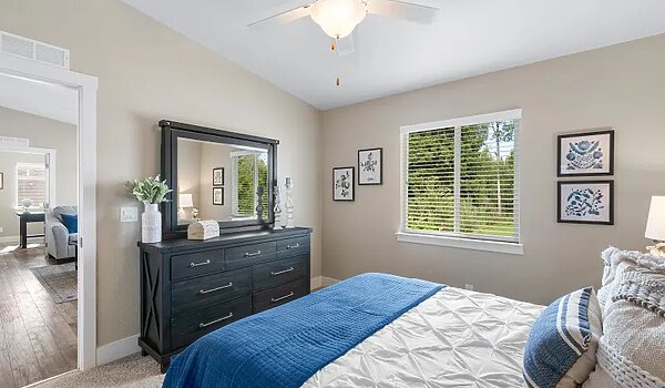 Amber Cove / K610J Interior 120589