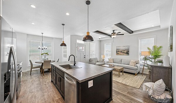 The Victory / M103J Interior 120697