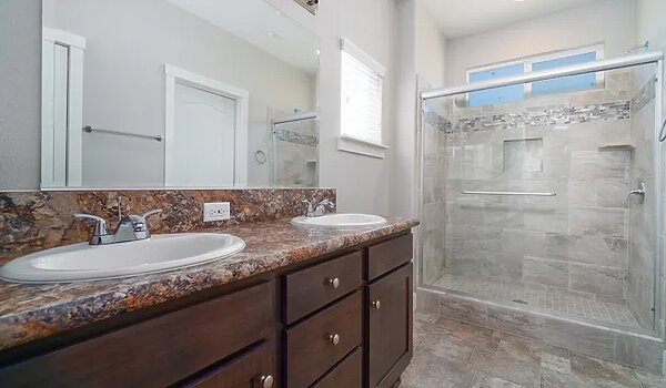 Sunset Ridge / K539J Interior 120625