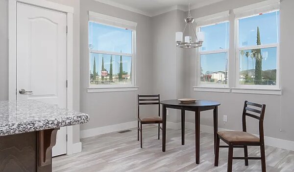 Sunset Ridge / K539J Interior 120620