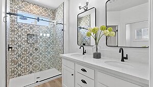 Sunset Ridge / K596J Interior 120653