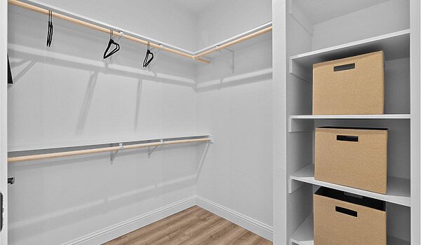 Sunset Ridge / K596J Interior 120656