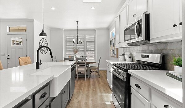 Sunset Ridge / K596J Interior 120648