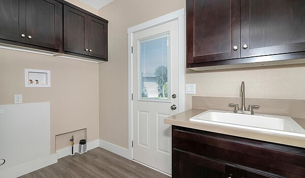 Sunset Ridge / K900J Interior 120670