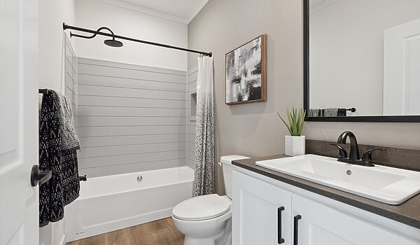 Altitude Series / Kritzer 2856H32A4A Interior 120739