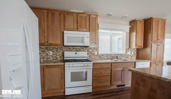 Amber Cove / K619CT Kitchen 2473