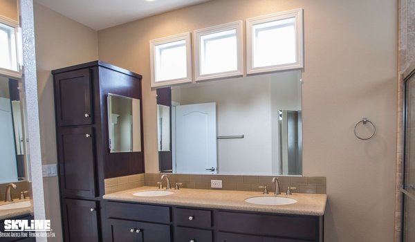 Sunset Ridge / K900 Bathroom 2798