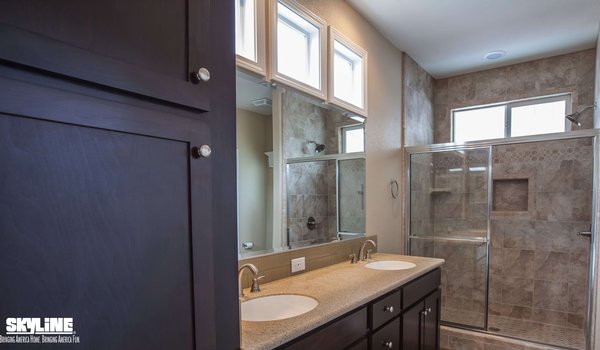 Sunset Ridge / K900 Bathroom 2799