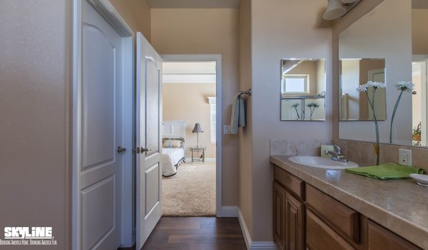 Sunset Ridge / K517H Bathroom 3061