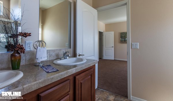 Sunset Ridge / K530H Bathroom 3092